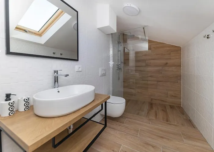 Sunrise, Beautiful Penthouse With Jacuzzi *